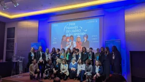 PXL 20251203 203416566