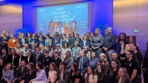 PXL 20251203 203717636